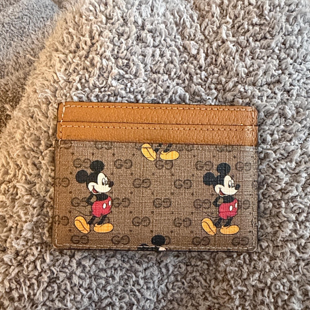 Gucci x Disney Card Case - Picture 2 of 2